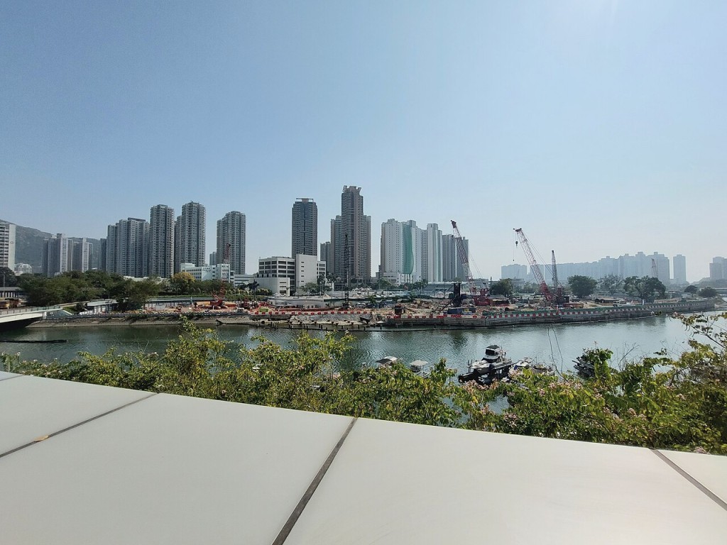 港鐵正部署推出兩個項目進行招標，包括屯門16區及東涌東站物業發展項目第2期，料先推出屯門A16區進行招標。