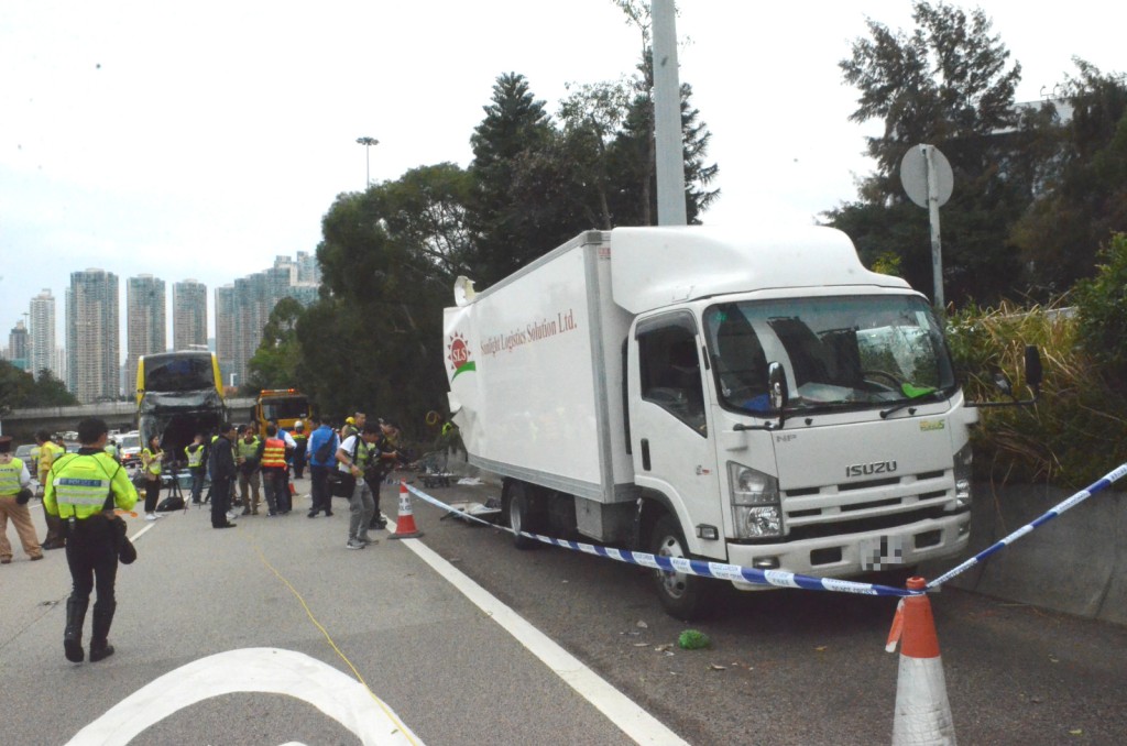 西九龍公路昨發生2死交通意外。資料圖片
