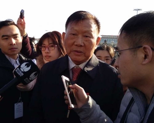 王夢恕指，高鐵最高時速300公里，300公里在全世界都是最快的時速。