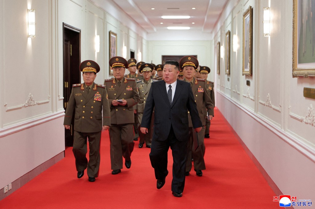 金正恩出席連級指揮官大會，看來無異常。路透社