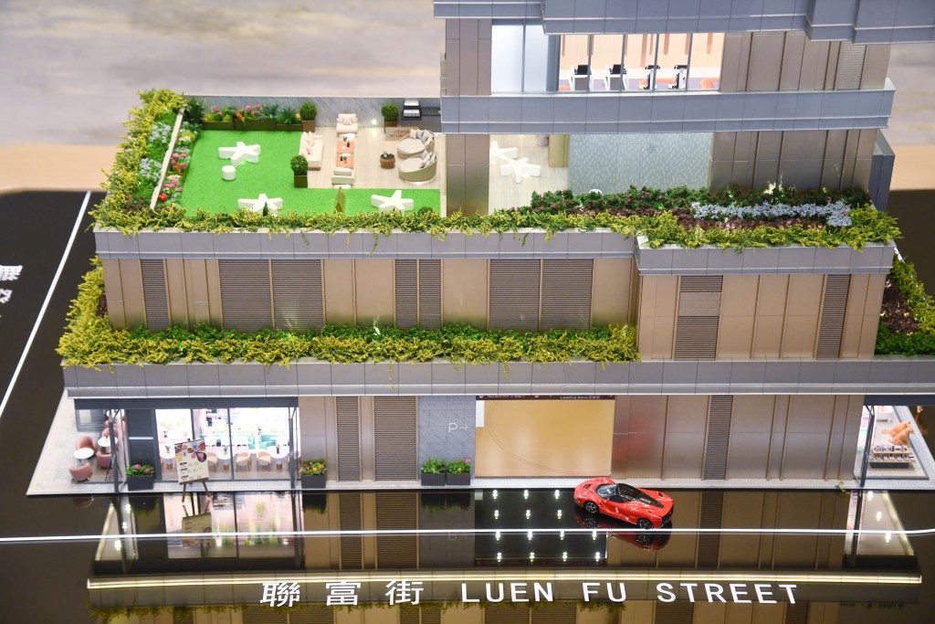 粉嶺北映薈短短11日內已經售出約94%單位,最高成交呎價高見16013元。 粉嶺北映薈短短11日內已經售出約94%單位,最高成交呎價高見16013元。