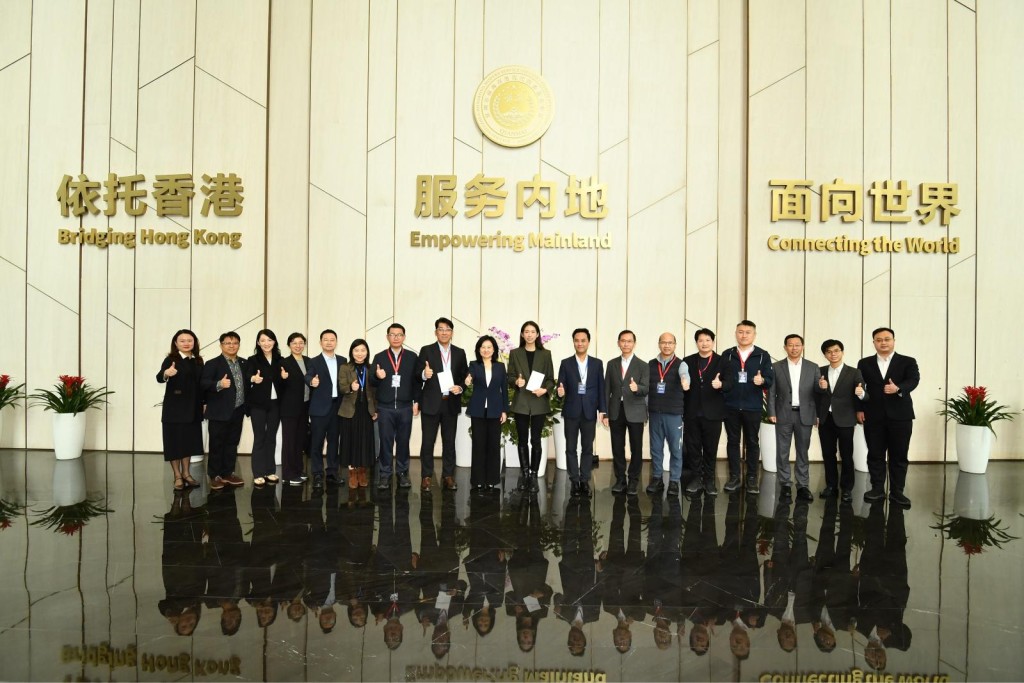 前海管理局今日（17日）邀請多名立法會議員到訪前海。