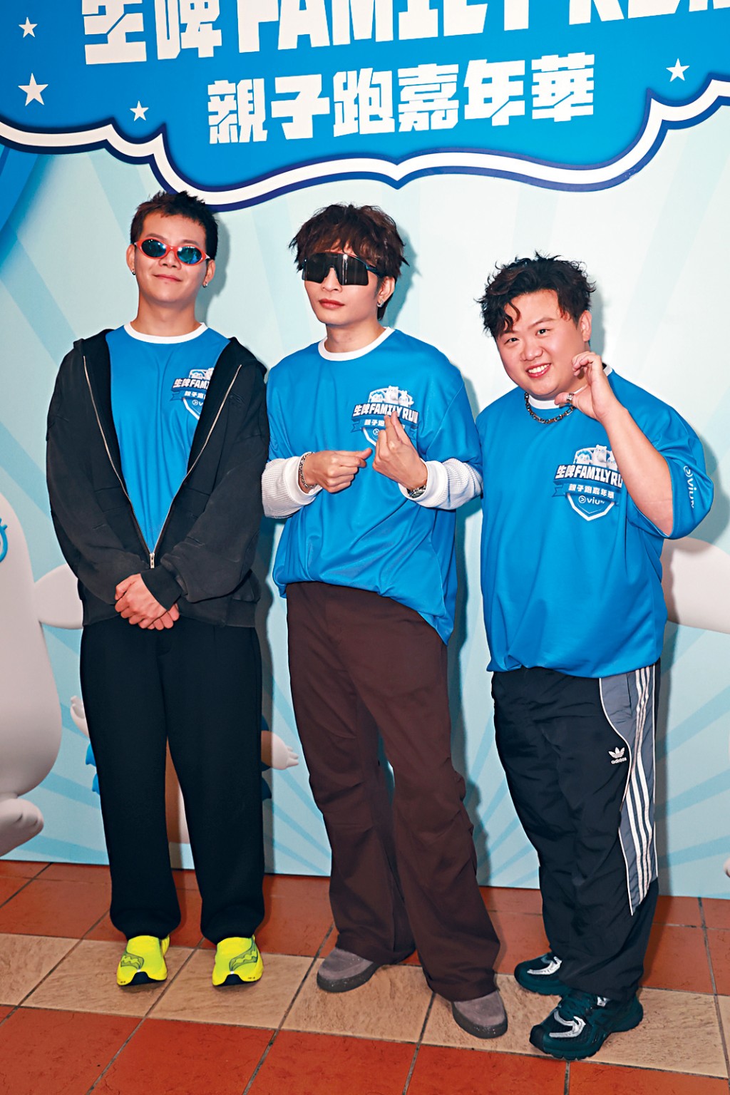 ERROR继续三缺一，只有保锜、Dee及肥仔三人出席。