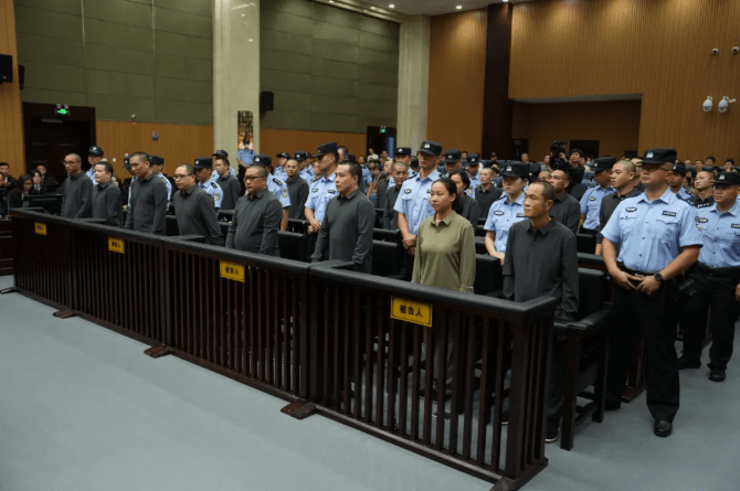 明家犯罪集團11名主犯被判處死刑。溫州市中級人民法院