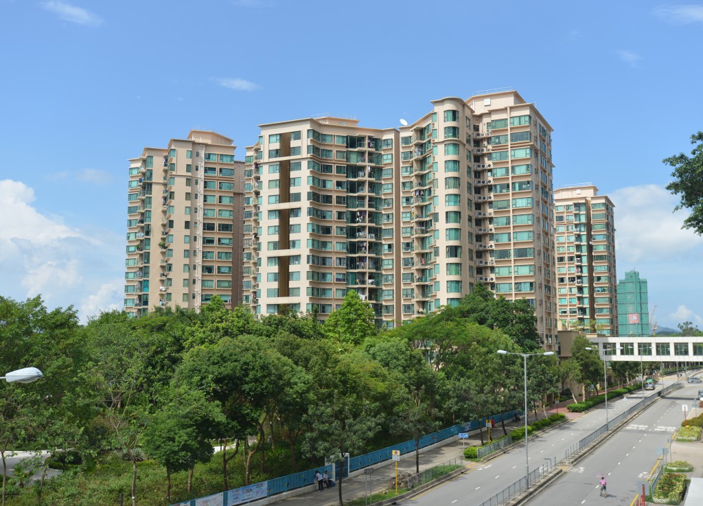 海典居3座中層B室，單位實用面積1066方呎，3房連套房及儲物房間隔，叫價約1680萬元，放盤5日內，議價後以1600萬元沽出。