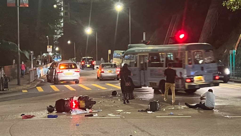 秀茂坪電單車猛撼私家車 南亞鐵騎士送院救治。順利邨FB群組圖片