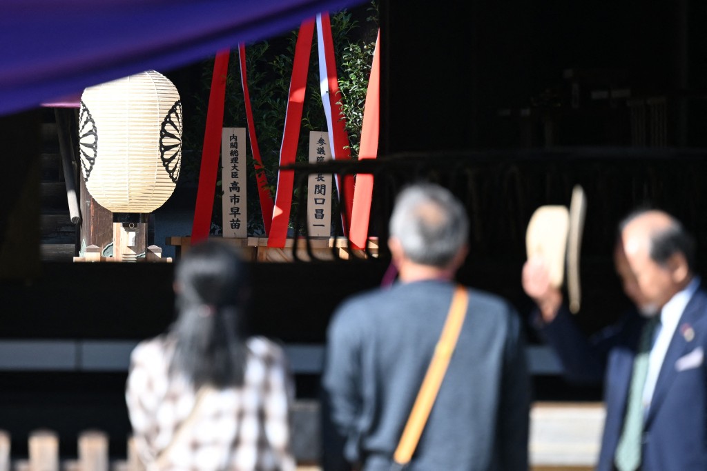 供奉有二戰甲級戰犯的東京靖國神社舉行為期3天的秋季大祭。法新社 供奉有二戰甲級戰犯的東京靖國神社舉行為期3天的秋季大祭。法新社