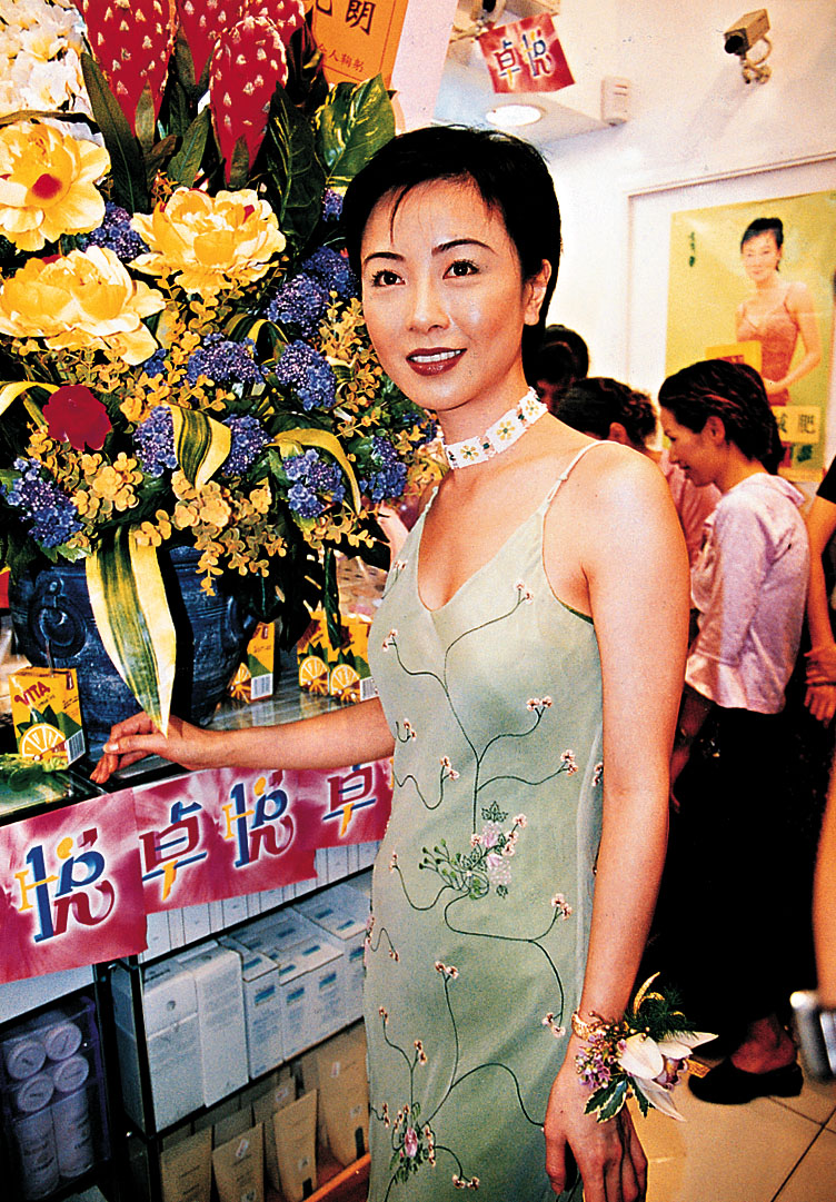袁潔瑩多年來身形瘦削。