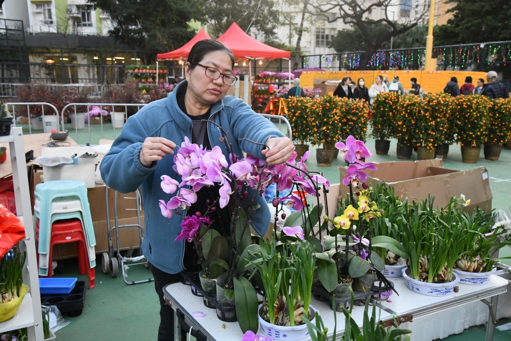 鍾小姐坦言不打算再補貨，「買埋剩低果啲就算」。