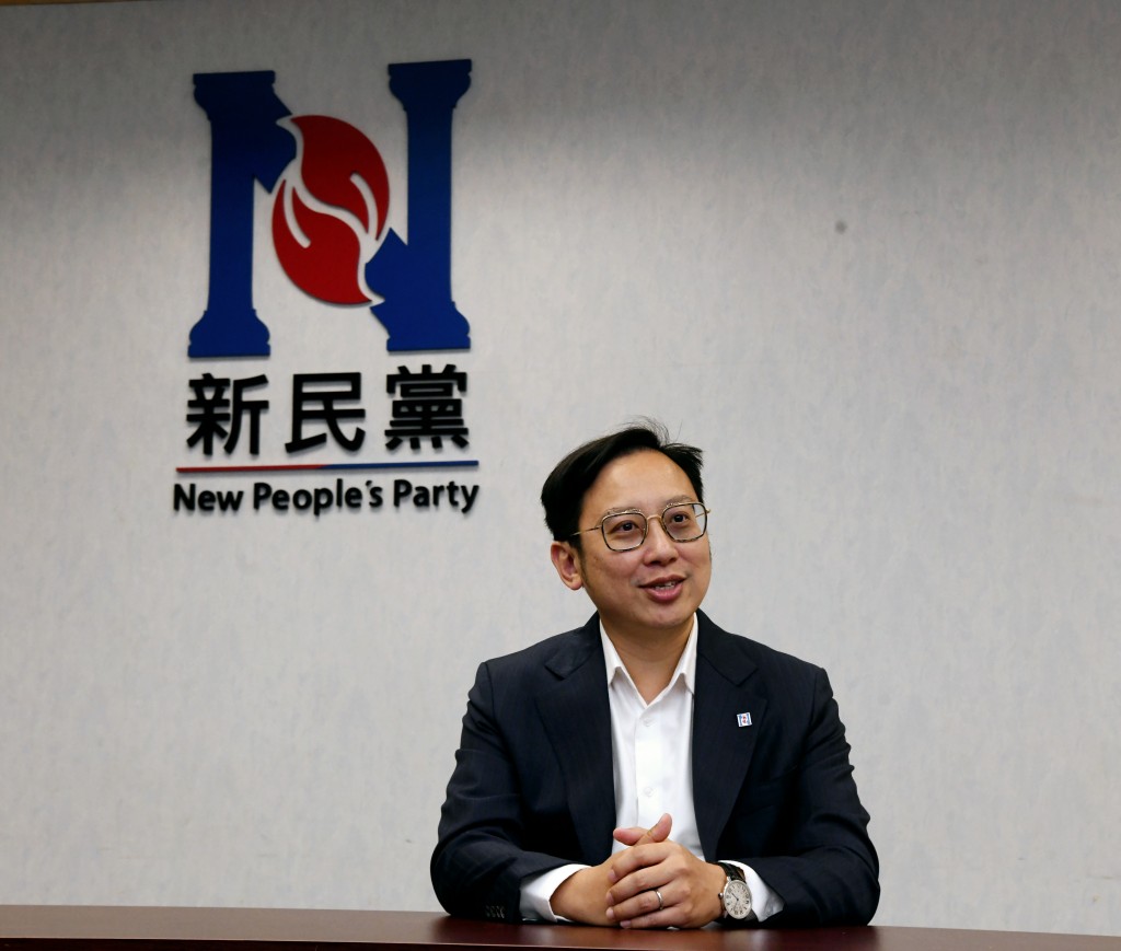 郭浩景本身是精算學博士。