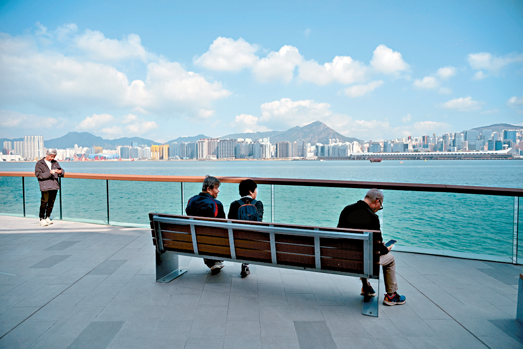 東岸板道東段去年底正式開放，貫通港島海濱。