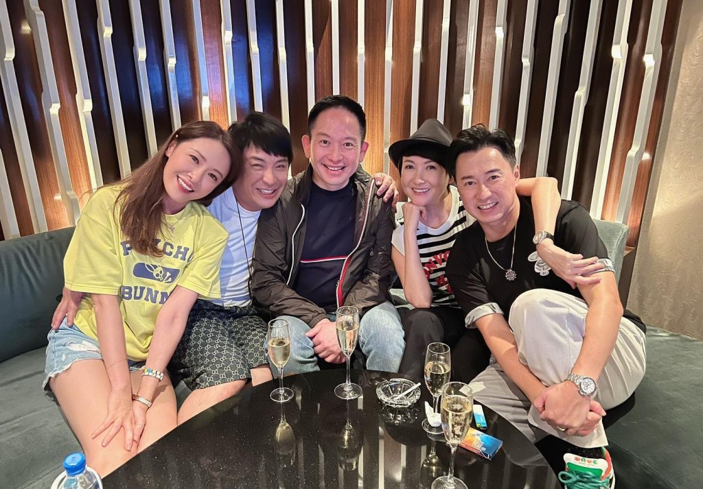 今年8月（左起）向海岚、梁思浩和向展鹏亦相约聚会。