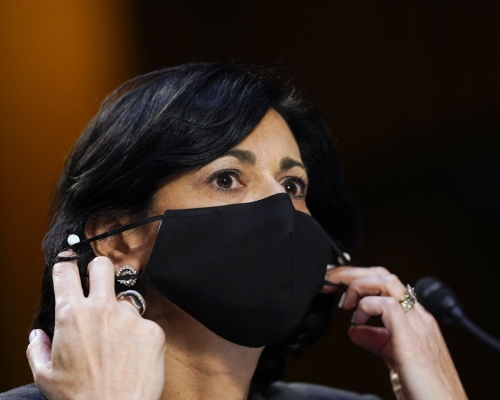 白宮要求聯邦部門重新執行強制戴口罩。AP資料圖片