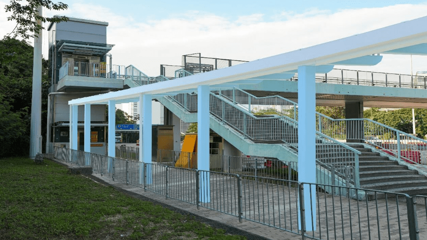 擴建大老山隧道巴士轉乘站電腦模擬圖，連接現有和新建巴士轉乘站的行人通道上蓋。沙田區議會文件圖片