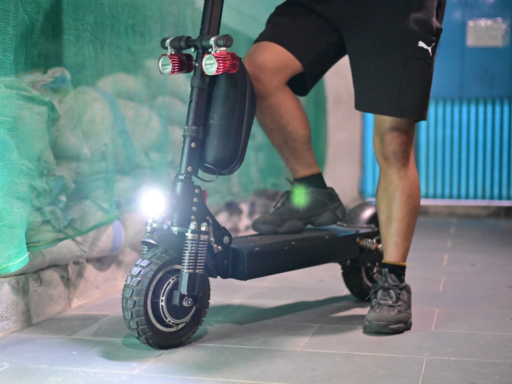 至於電動滑板車（e-scooter），程俊豪則有保留，認為危險性高，因此也不太鼓勵在香港地區推動使用。