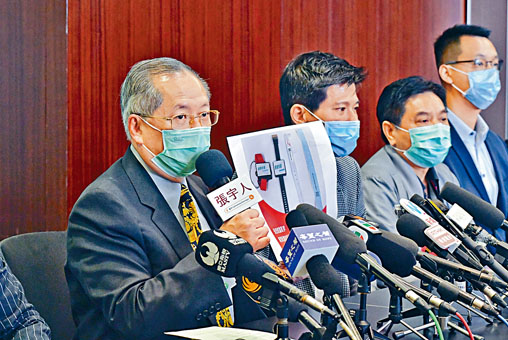 張宇人指食肆會要求客人量體溫、戴口罩及消毒雙手，又不會招待戴檢疫手帶人士。