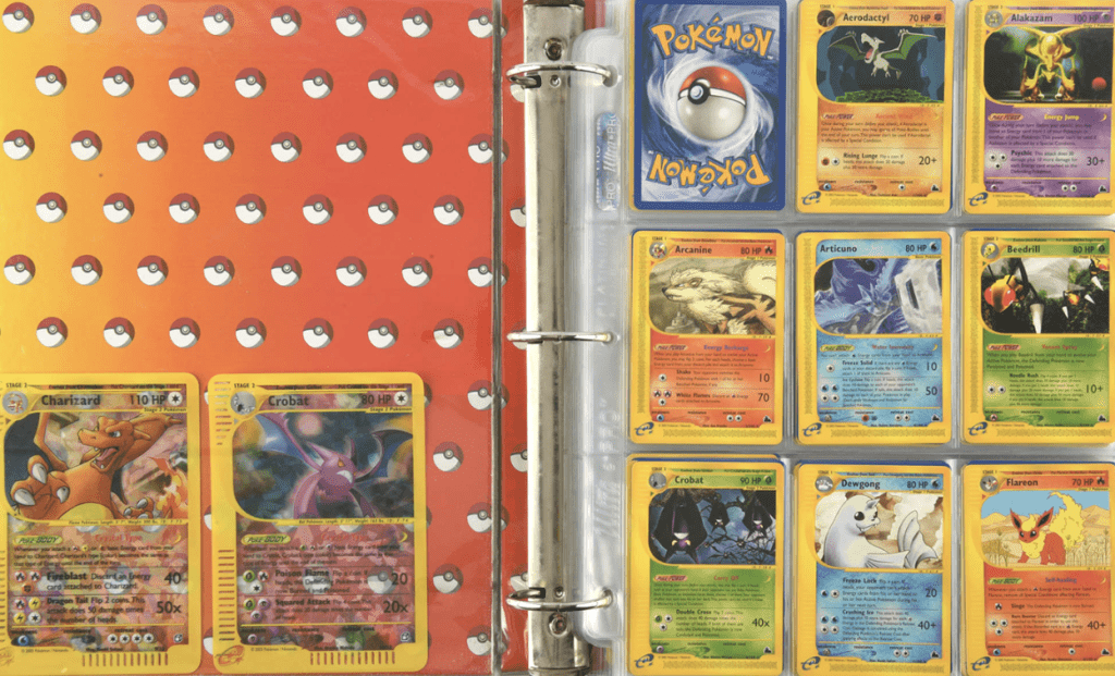 英国一名退休装修工将收藏多年的宝可梦（Pokémon）卡牌存放在阁楼，一放便是15年。Ewbank’s拍卖行官网（下同）