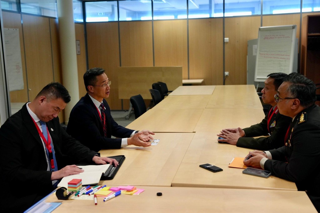 代表團就全球網絡犯罪最新形勢、跨境執法協作，以及新一代網絡警務發展與創新等議題，與各國代表深入交流。香港警察fb圖片