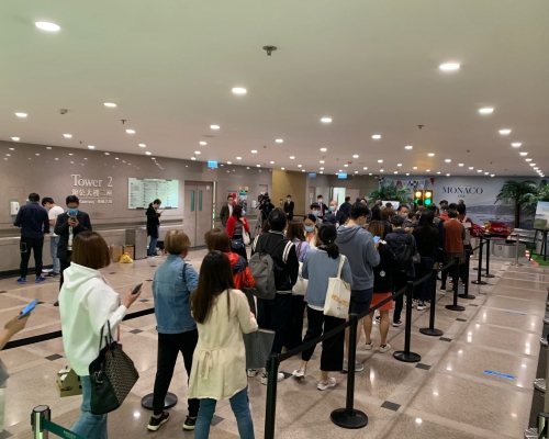 MONACO ONE首輪銷售,現場見人龍