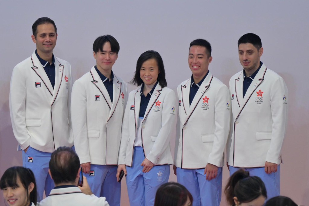 第20届亚洲运动会中国香港代表团授旗典礼。苏正谦摄