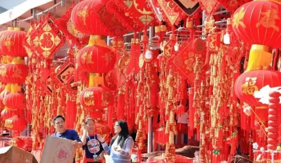 珠海花市好去處2026｜8. 奧園廣場 打卡馬年主題花藝裝置