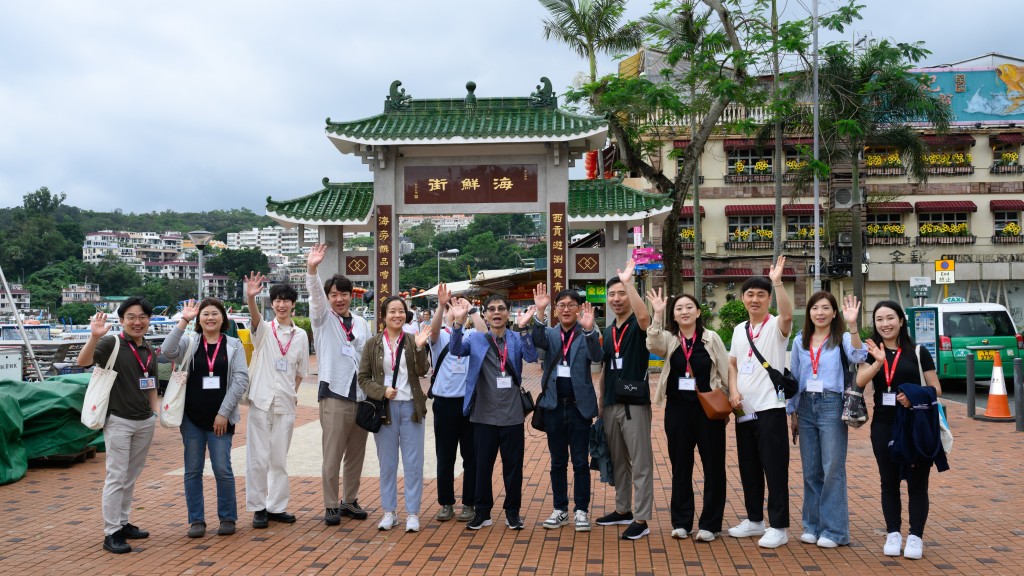 历来最大规模的「企业会议及奖励旅游」业界考察团来港，约110名来自内地、东南亚、南韩及印度的业界代表赴港。旅发局提供