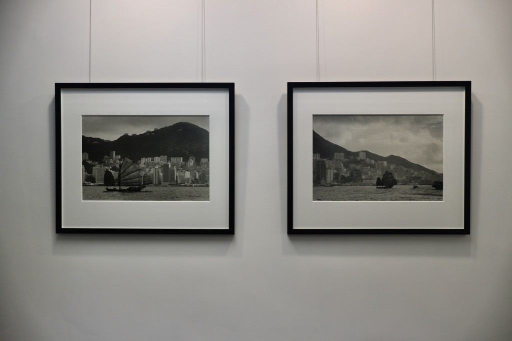 《六十年代太平山下香港島》宛如一幅雙聯畫。（黑白圖片）
