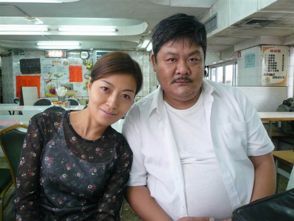 林雪于2008年为香港电台拍电视剧《铁窗边缘》。
