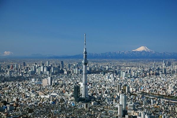 在東京時會登上東京晴空塔賞景。