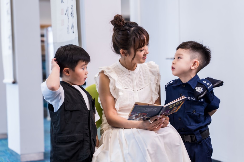 藝人糖妹早前與小萌警合作拍片。