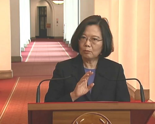 蔡英文總統指毋須將政治想得太複雜,不用這麼宮廷劇。網上圖片