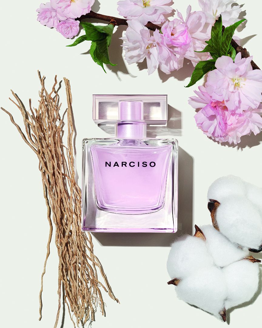 新推出的NARCISO radiante淡香水，以木棉花為靈感源。