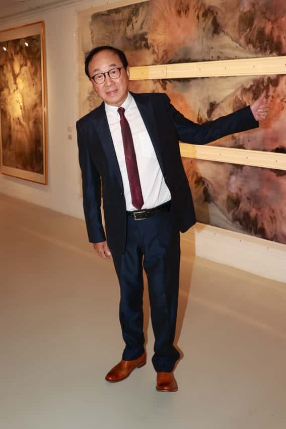 許冠文不接受訪問。