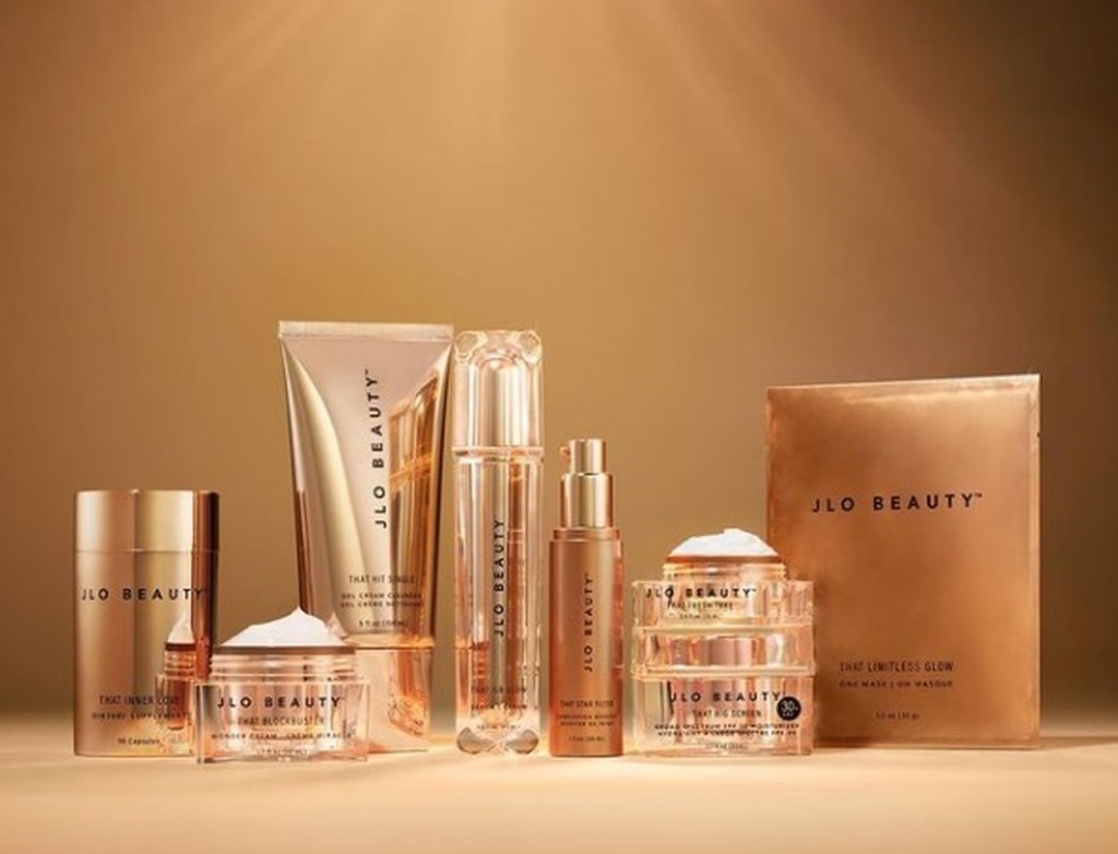 JLO Beauty暫只推出七款產品。