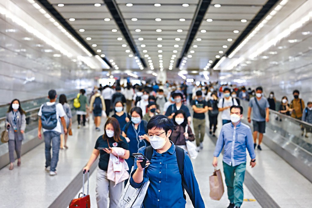 強積金上月受惠股票市場反彈，錄得正回報。