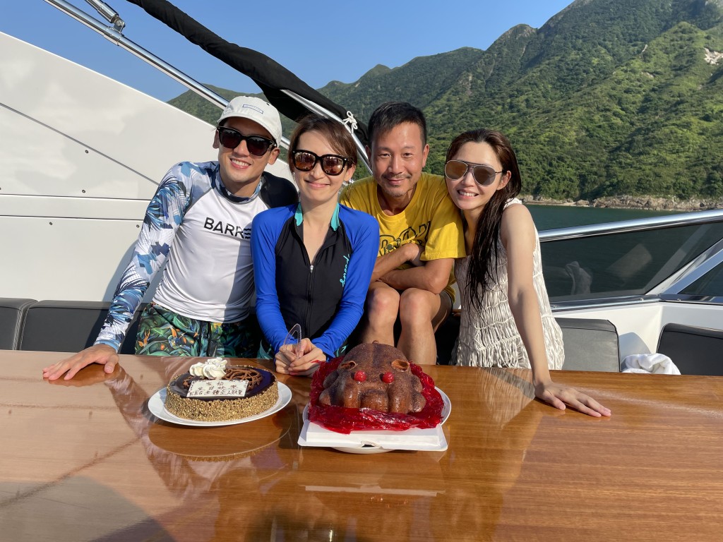仲有同門嘅Kenny、衛詩雅及陳國邦。