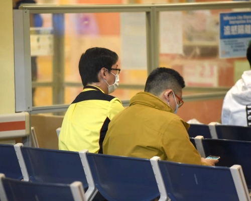 該名職員其後送院治理。