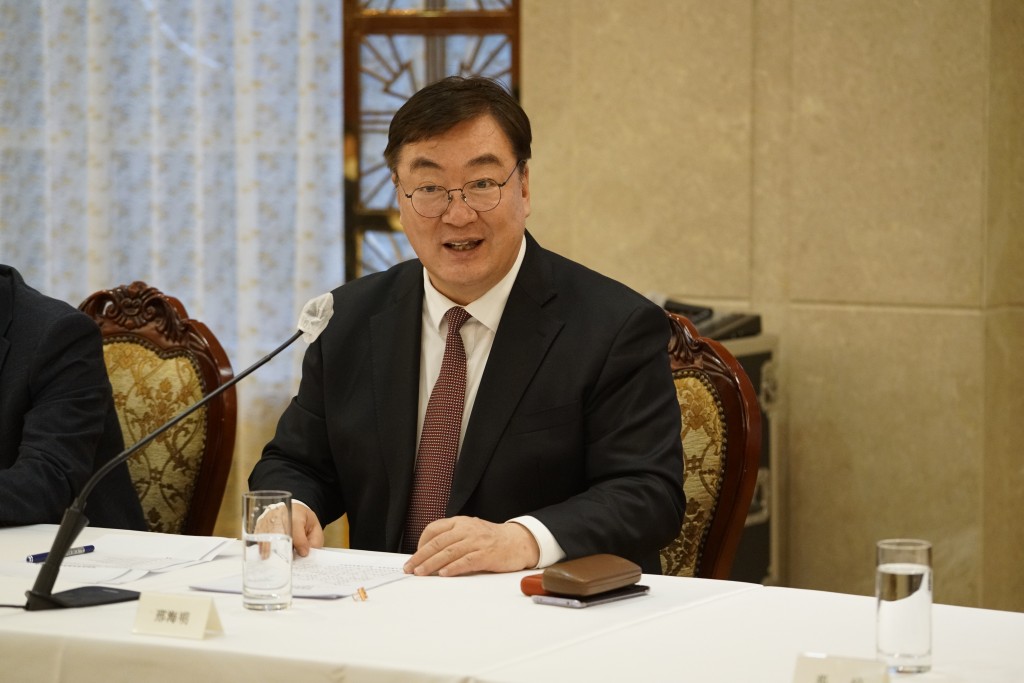 南韩外交部召见中国驻韩大使邢海明（图）表达强烈抗议。中通社资料图