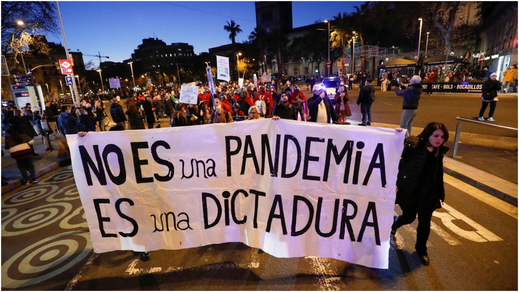巴塞羅那亦有數百人示威。REUTERS