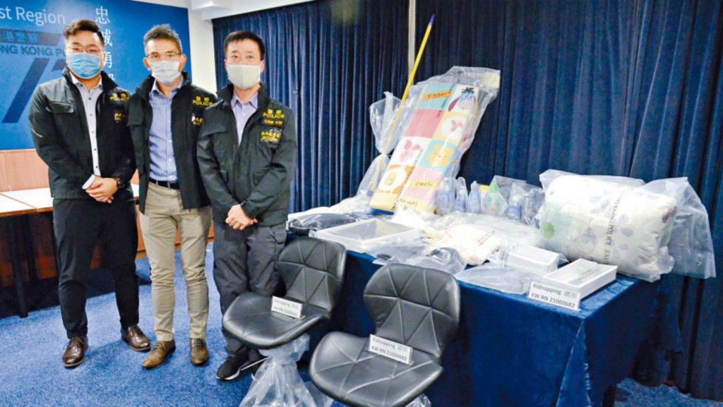 警方破案後展示檢獲的證物。資料圖片