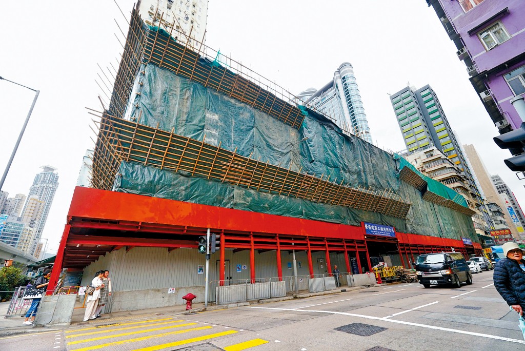 市建局旺角山東街/地士道街發展項目今日截標,市場估值約7.88億至8.69億,每方呎估值約4900至5400元。