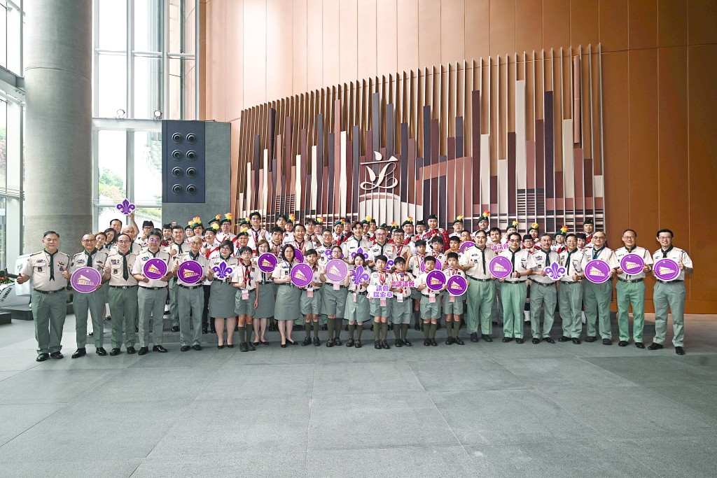 香港童軍總會推出嶄新的「議會探索章」，將議會運作與憲制知識融入童軍「積極公民」獎章體系。