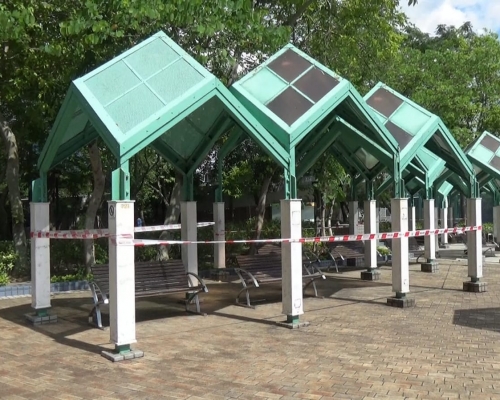 發生槍擊案的鰂魚涌公園現場,今早仍然封鎖。 蔡楚輝攝