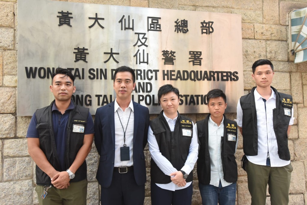 警方拘捕2名16歲男子。