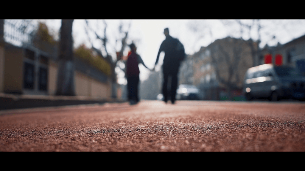 解放军海军宣传片《向大洋》，片尾彩蛋疑暗示台湾回归。