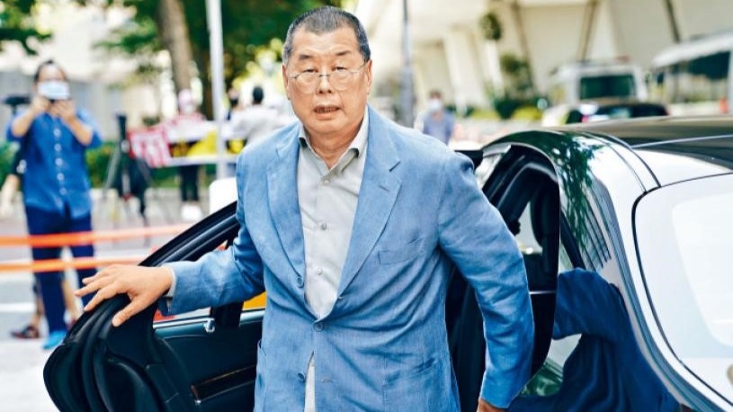 壹傳媒創辦人黎智英與《蘋果日報》三間相關公司被控串謀勾結外國勢力及串謀刊印及發布煽動刊物共3罪,昨日(15日)被裁定全部罪成。資料圖片 壹傳媒創辦人黎智英與《蘋果日報》三間相關公司被控串謀勾結外國勢力及串謀刊印及發布煽動刊物共3罪,昨日(15日)被裁定全部罪成。資料圖片