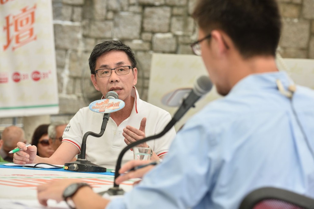 香港建造業分包商聯會會長伍新華。