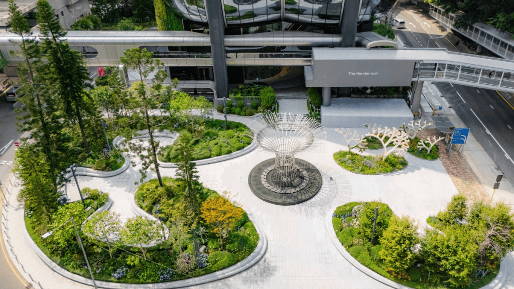 恒地TheHenderson旁化身艺术花园 展出多个本地及国际艺术家作品