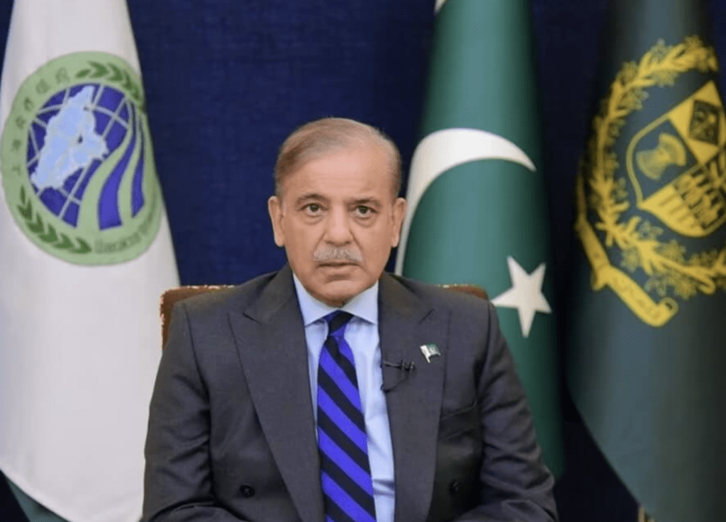 巴基斯坦總理夏巴茲發聲明強烈譴責事件，重申警方一直站在反恐最前線。路透社