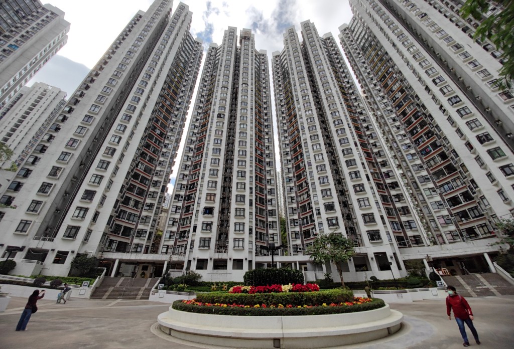 100元印花稅適用樓價範圍，由300萬擴大至400萬元，樓市氣氛隨即升溫，刺激細價樓價量齊升。